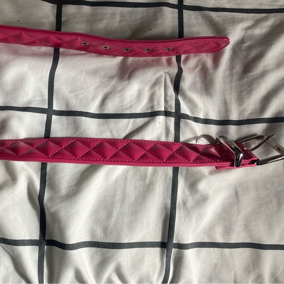 Hot pink madden NYC belt - Picture 2 of 3